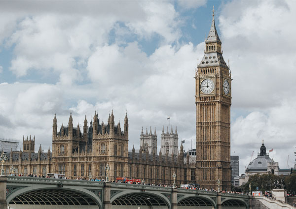 UK Houses of Parliament where Government announced 5% VAT reduction for hot food